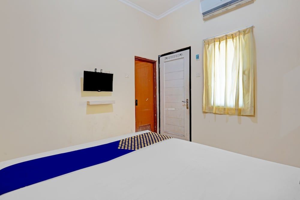 undefined OYO 90269 Hotel Indorasa 2 8