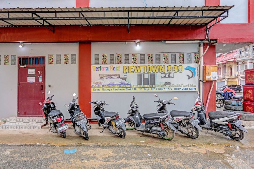 undefined OYO 92210 New Town Syariah 4