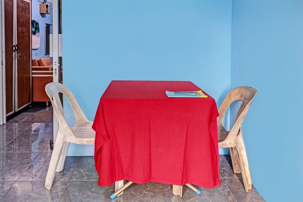 undefined SPOT ON 92323 Ririn Homestay 7