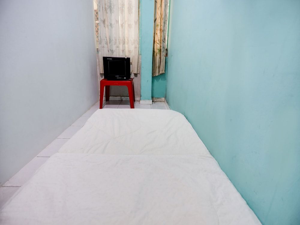 undefined SPOT ON 91781 Solo Baru Homestay Syariah 5