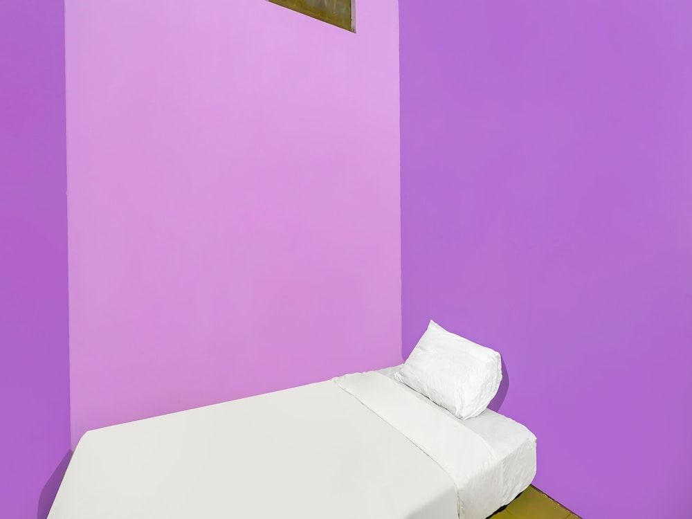 SPOT ON 92389 Fendi Homestay SyariahNearTempat Makan Pagi Sore Nohil