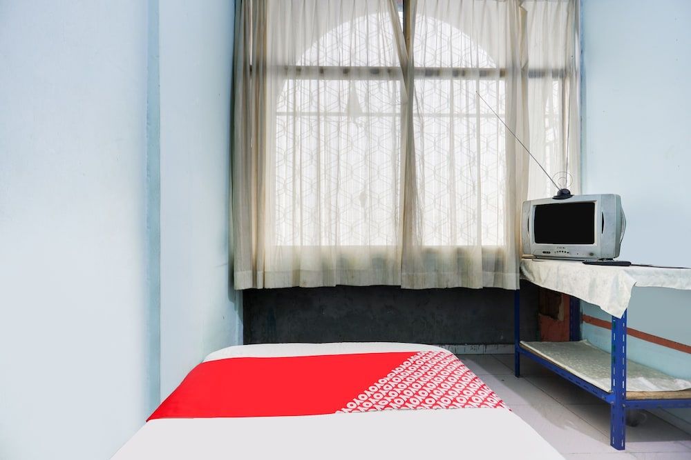 SPOT ON 92072 Restu Ibu Homestay Syariah