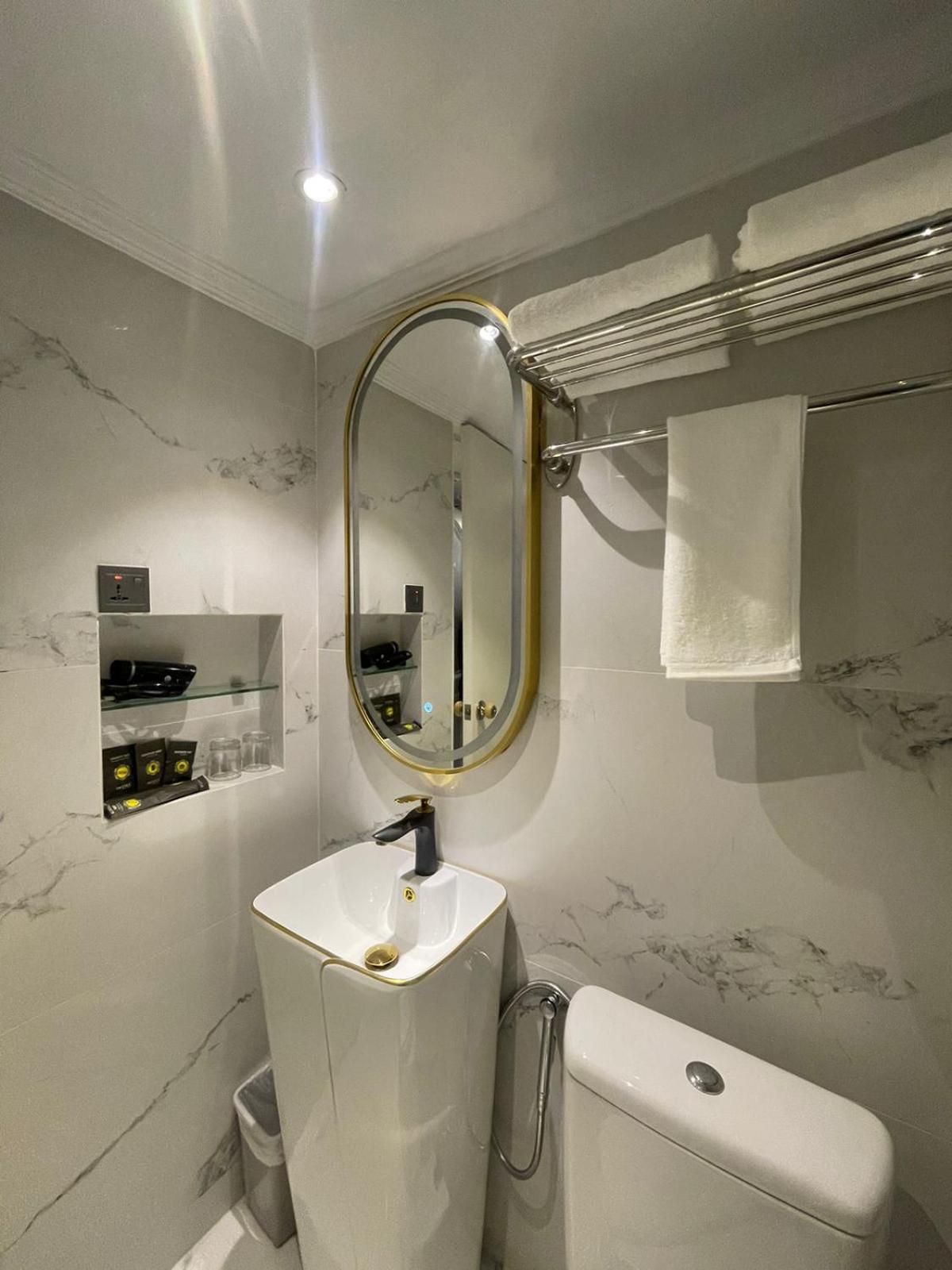 undefined Grand Eska Hotel & Suite 5