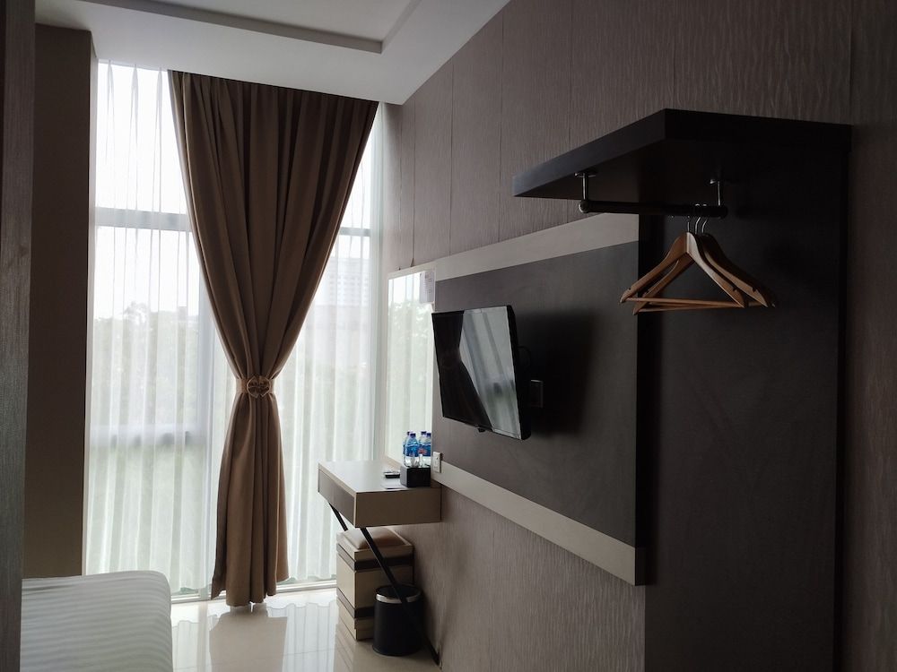 osaka hotel batam Superior Room, 2 Twin Beds 9