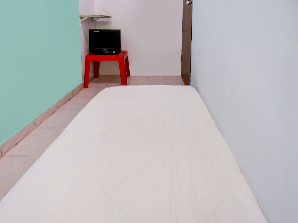 undefined SPOT ON 91792 Solo Baru 2 Homestay Syariah 6