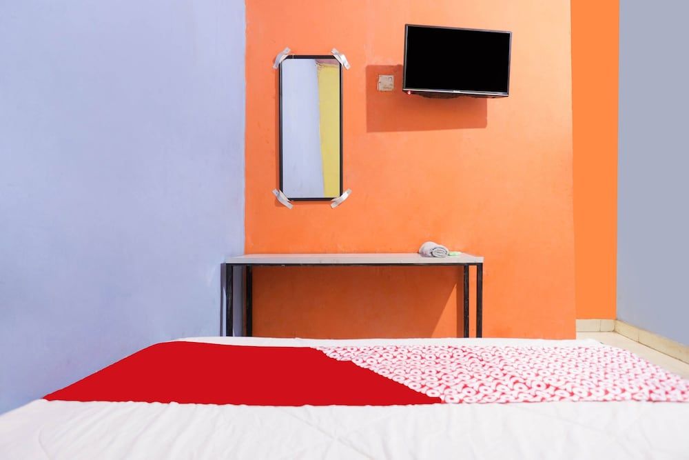 SPOT ON 91887 Penginapan Rindu Classic Double Room 4