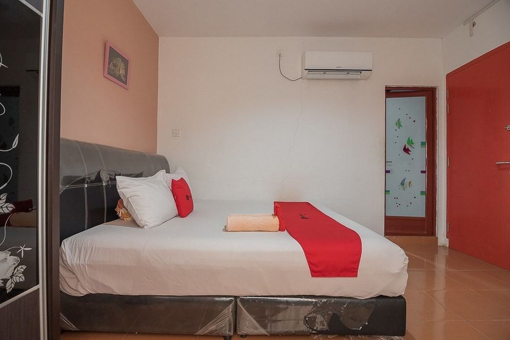 undefined RedDoorz @ Batam Center 2 6