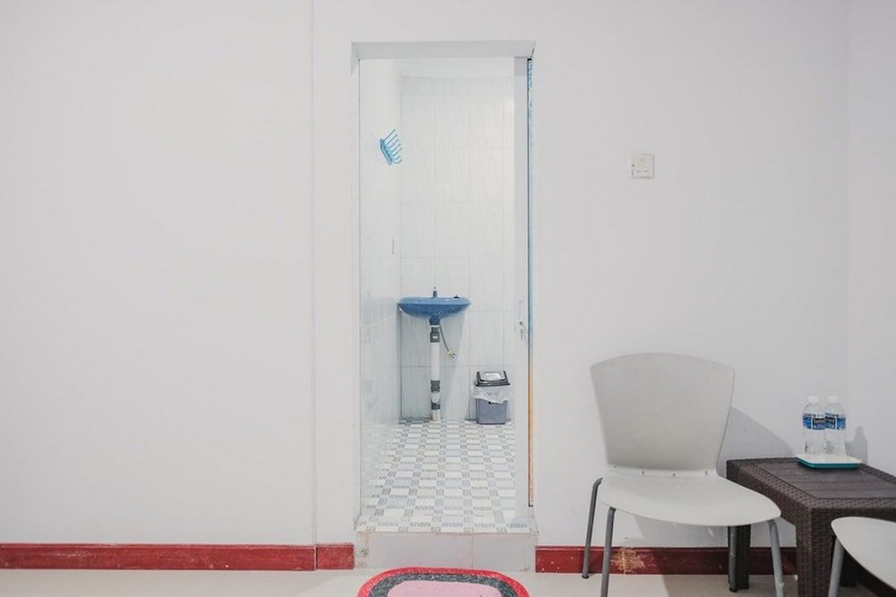 undefined RedDoorz near Nagoya HIll Batam 4 10