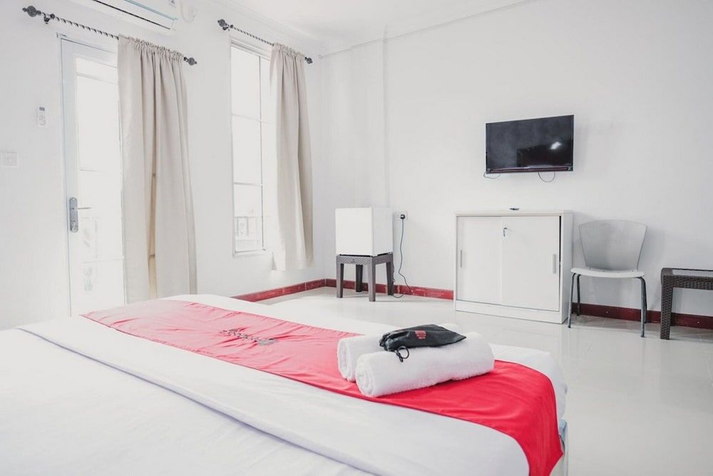 undefined RedDoorz near Nagoya HIll Batam 4 4