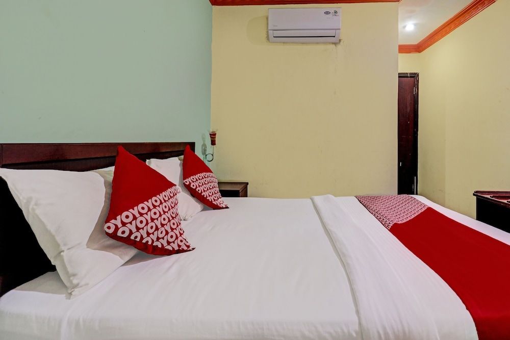 OYO 92402 City View Hotel Deluxe Suite 2