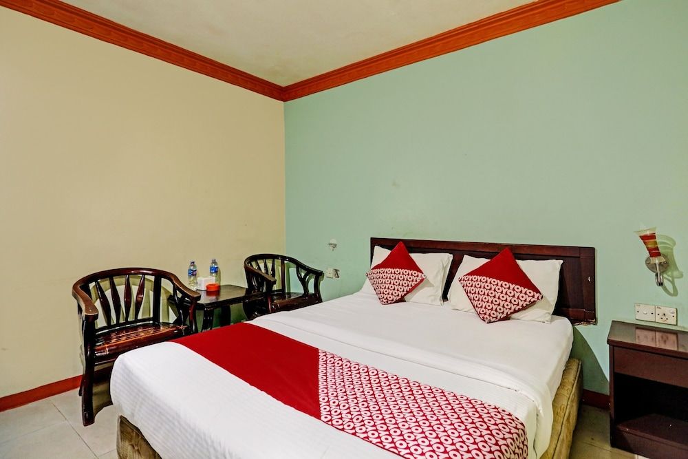 OYO 92402 City View Hotel Deluxe Suite 7