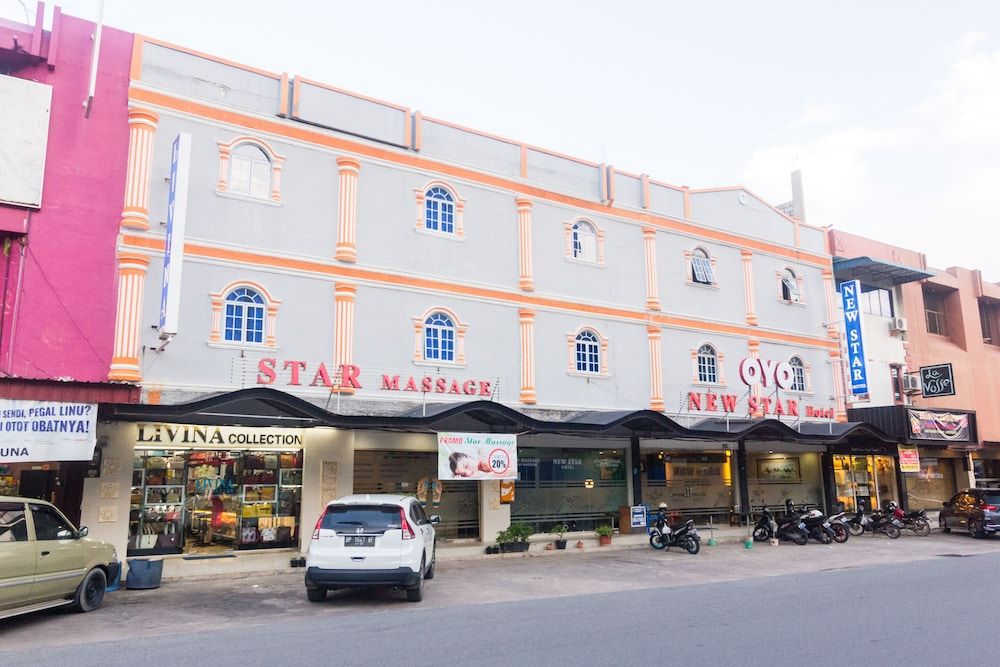 OYO 1635 New Star hotel