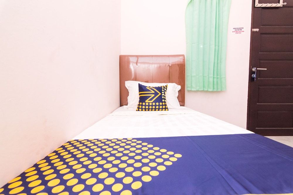 undefined OYO 1917 Mamora Homestay 7