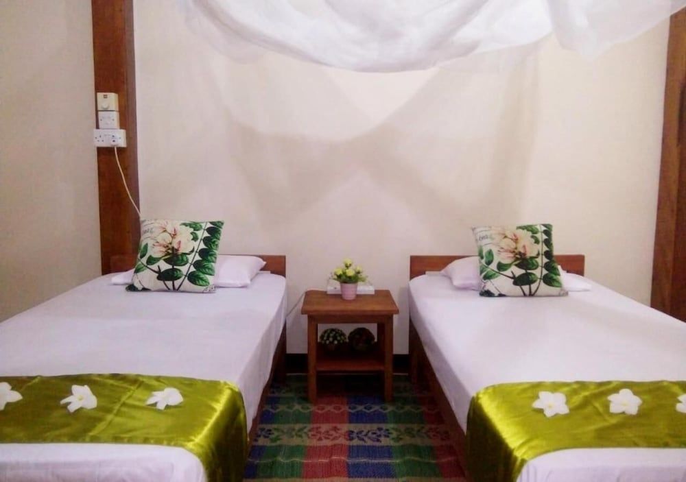 Berakit Bay Resort Economy Twin Room 2