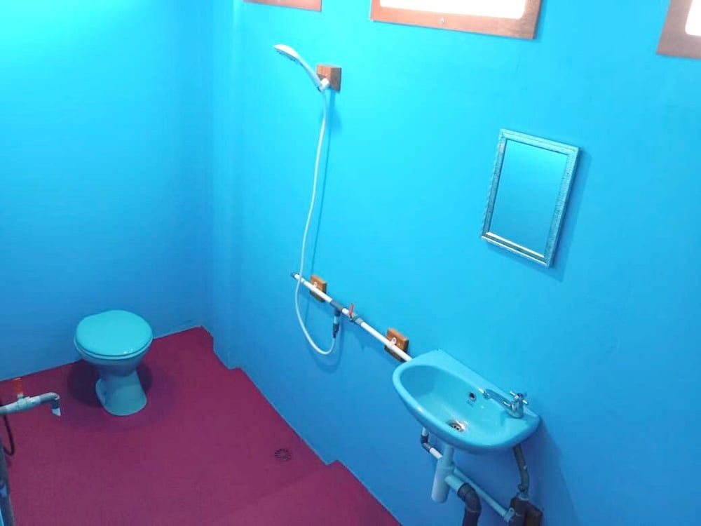 Berakit Bay Resort Economy Twin Room 5