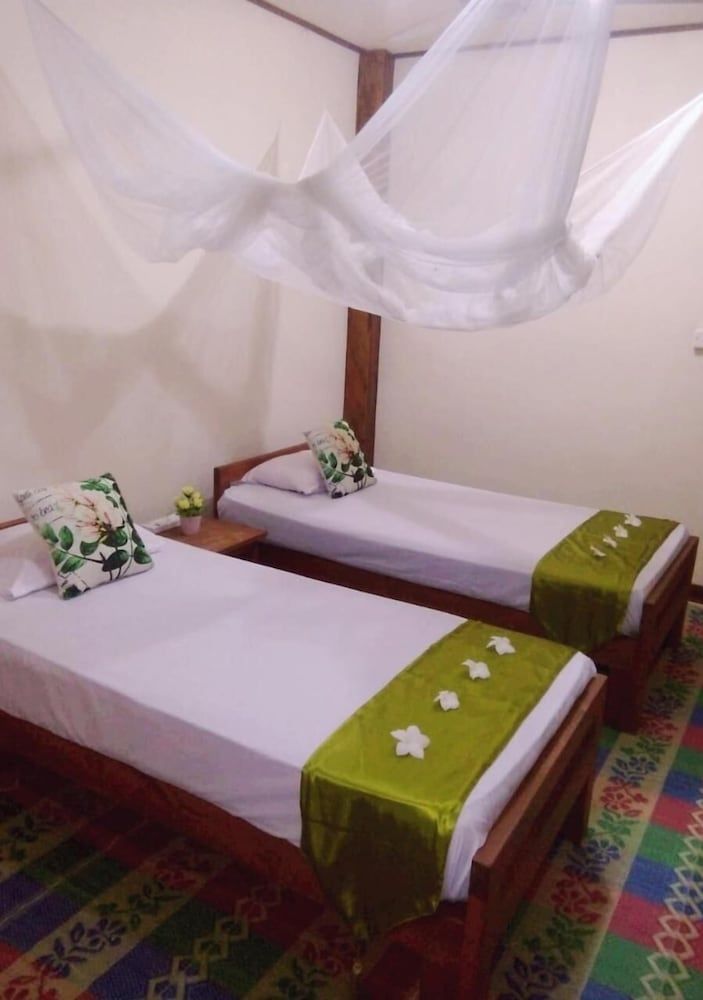 Berakit Bay Resort Economy Twin Room 3