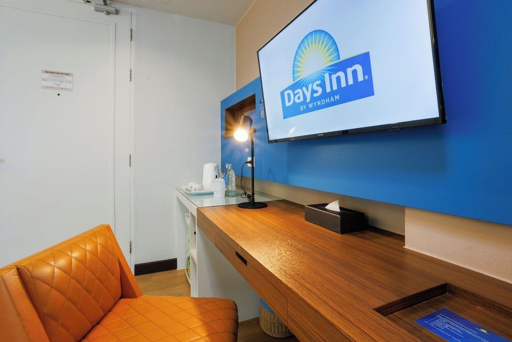 Days Inn by Wyndham Patong Beach Phuket Deluxe Room, 1 Twin Bed, Non Smoking 16
