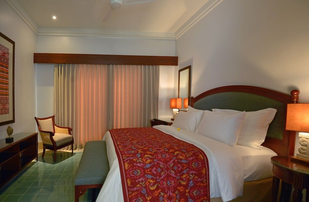 Kama Village by Nakula 2 Bedroom  Apartment Pool View 2