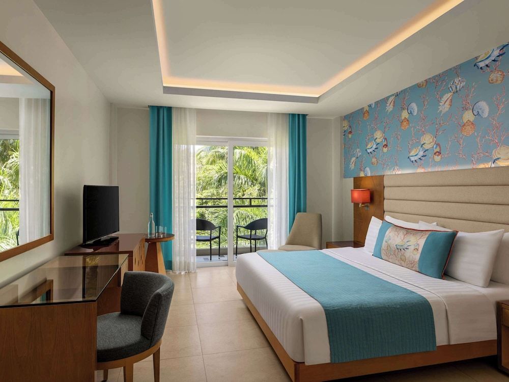 undefined Mövenpick Resort & Spa Boracay 4