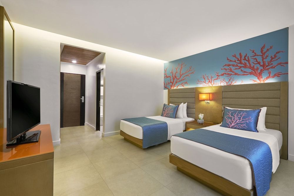 undefined Mövenpick Resort & Spa Boracay 7
