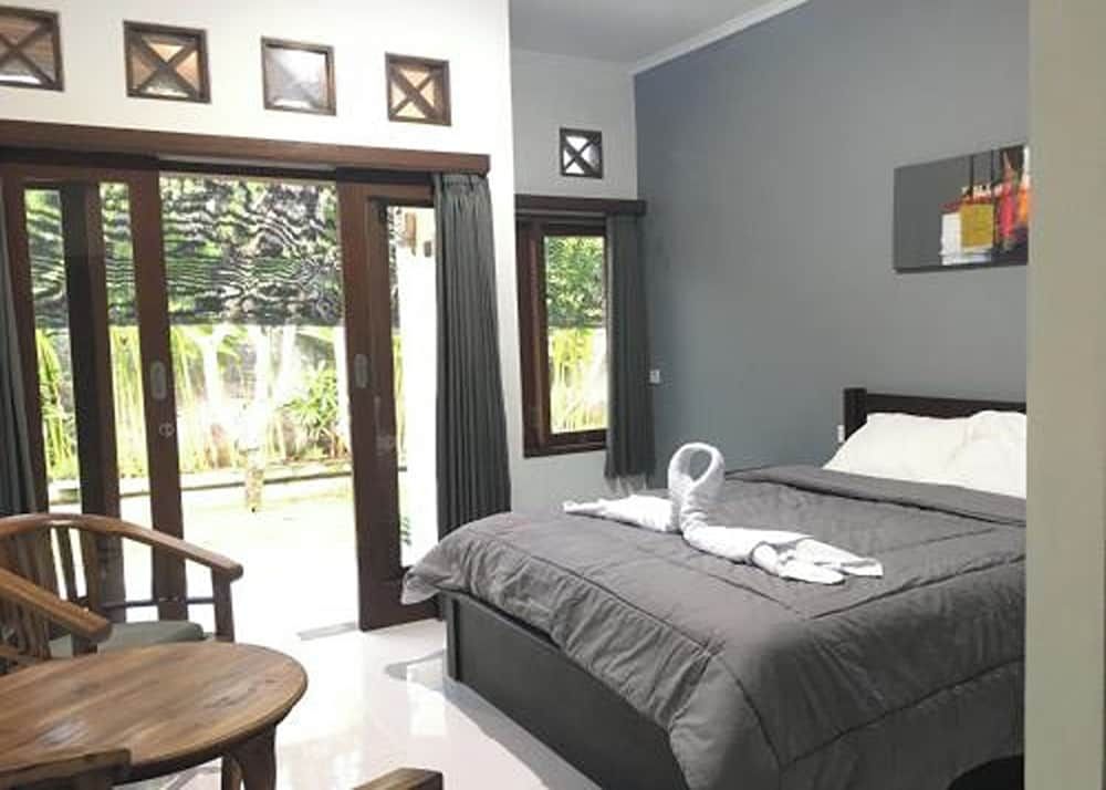 Standard Double Room, Garden View