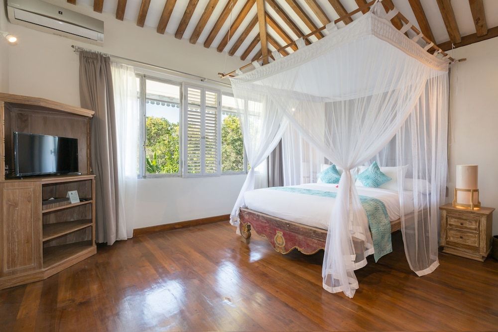 Luxury Villa, 4 Bedrooms, Private Pool, Garden View