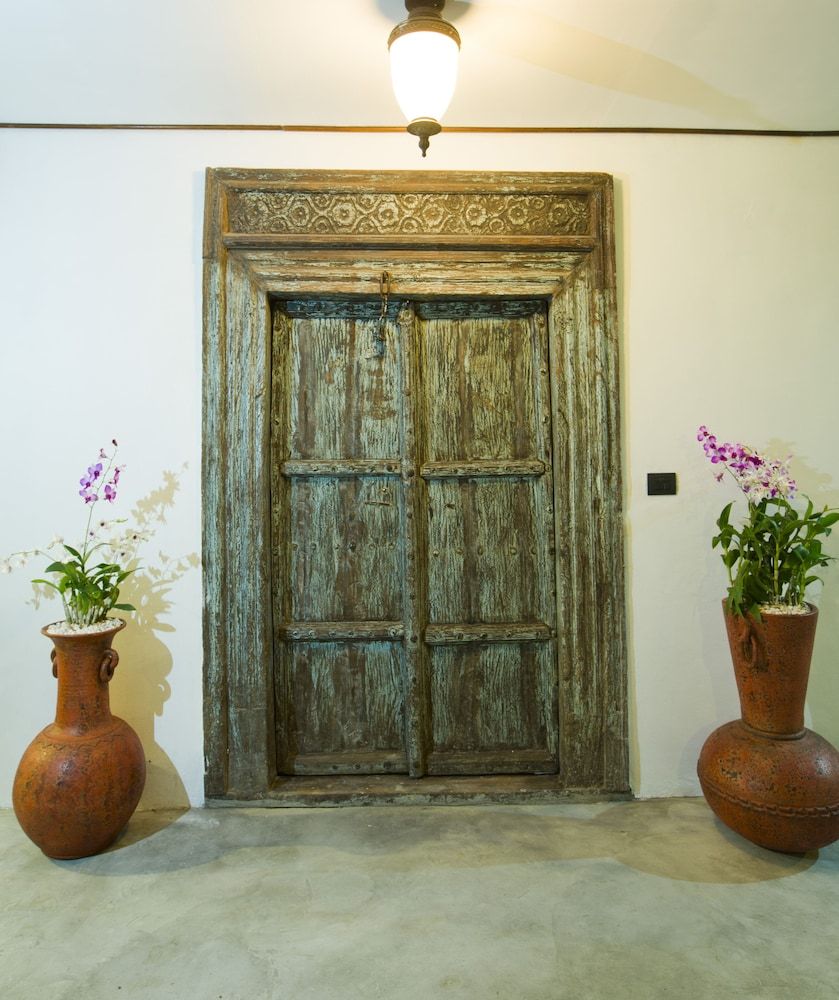 undefined Paradise Island Estate 8