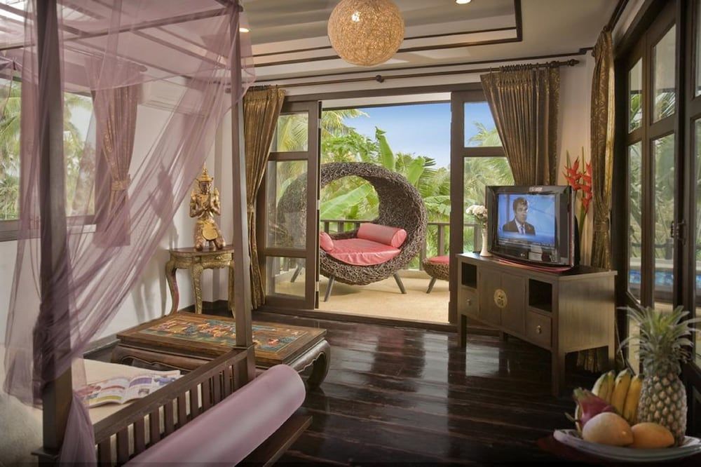 undefined Paradise Island Estate 5