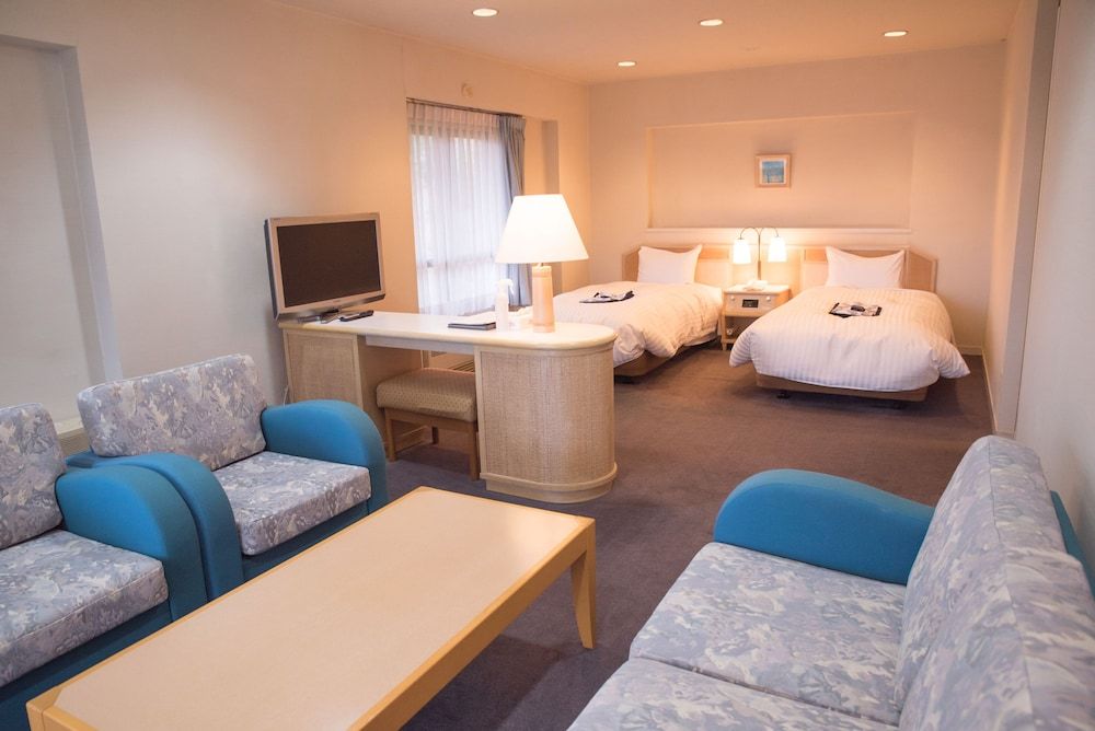 Western-style Twin room