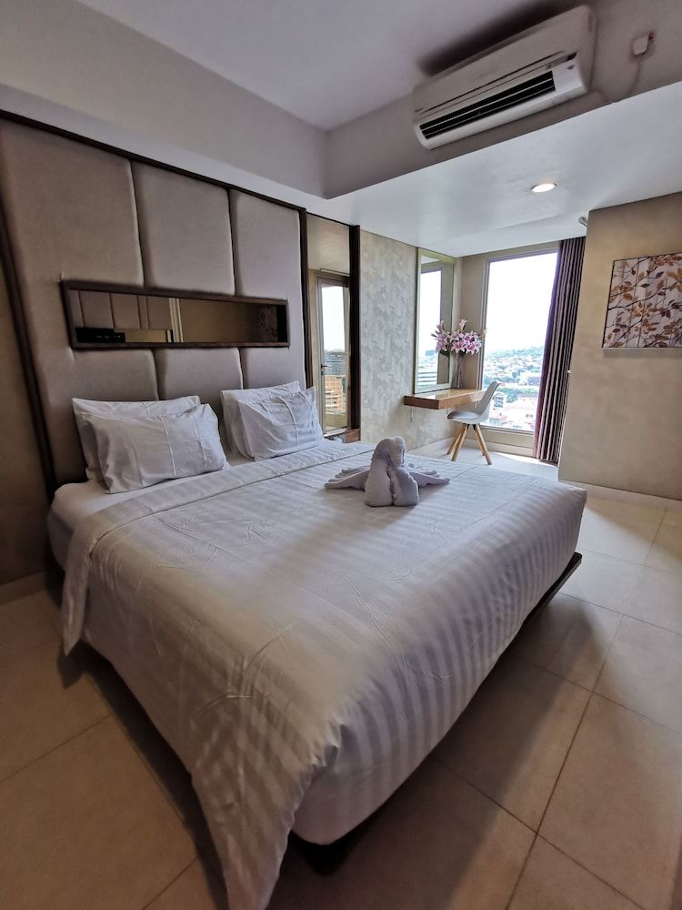 Warhol Residences Simpang Lima Superior Studio 7