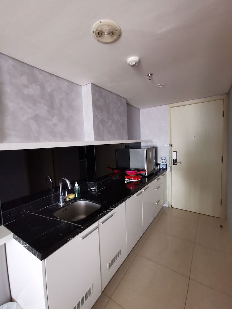 Warhol Residences Simpang Lima Superior Studio 13