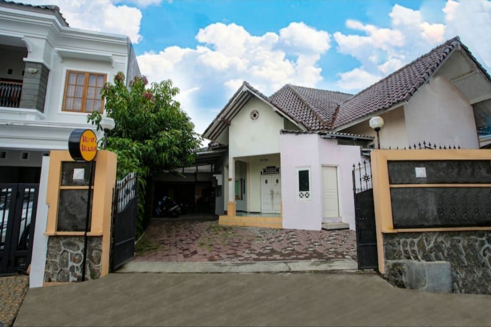 Homy House Semarang