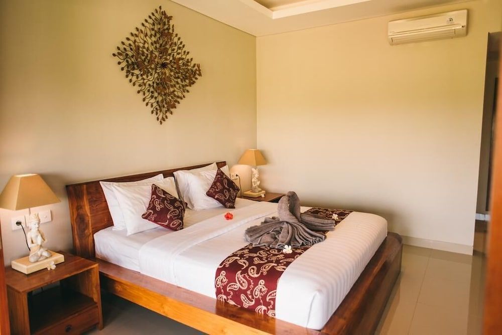 The Runik Ubud Deluxe Room 2