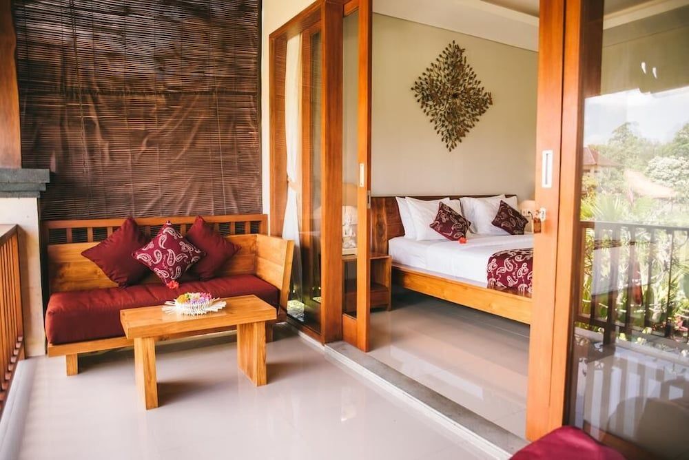 The Runik Ubud Deluxe Room 9