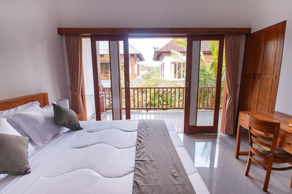 Flamboyant Villa Ubud Deluxe Room