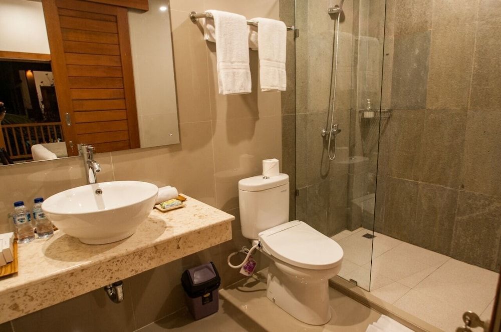 Flamboyant Villa Ubud Deluxe Room 6