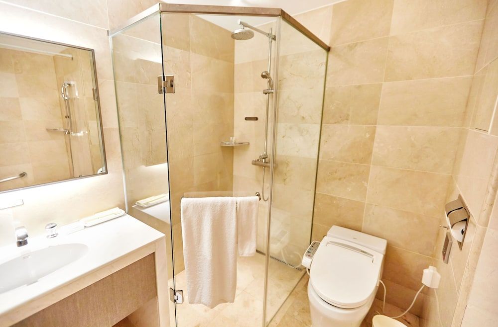 Sol Beach Yangyang [SONO Water-ful PKG] Hotel Deluxe Suite (Standard/Family Twin) - Ocean Play Ticekts for 2 3