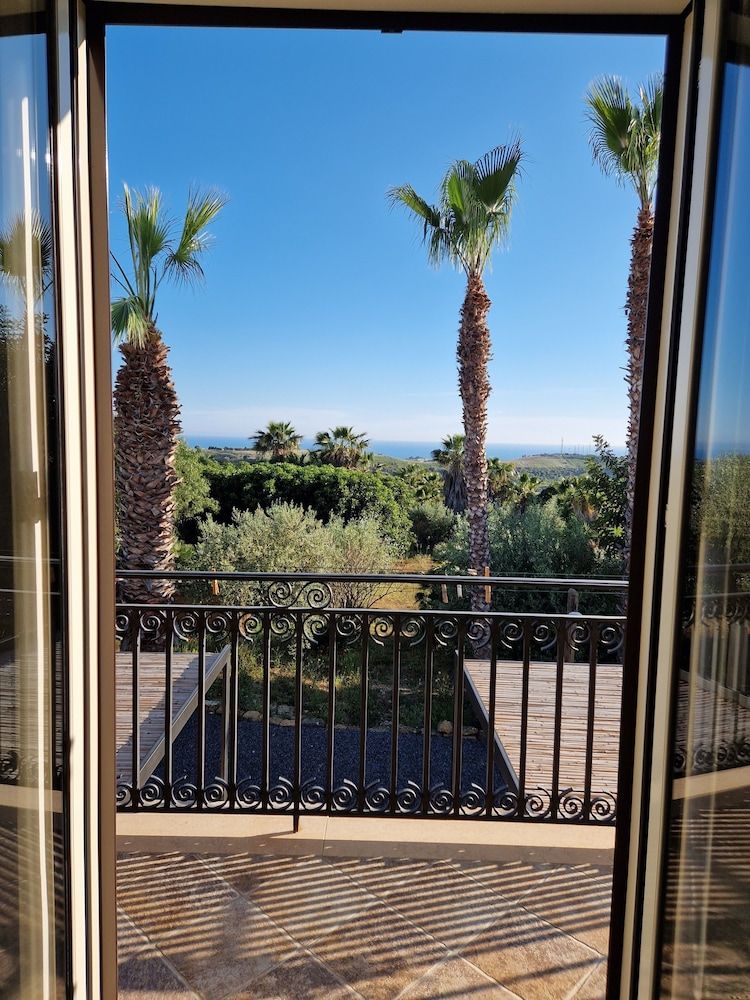 B&B Lekythos Double Room, Balcony 4