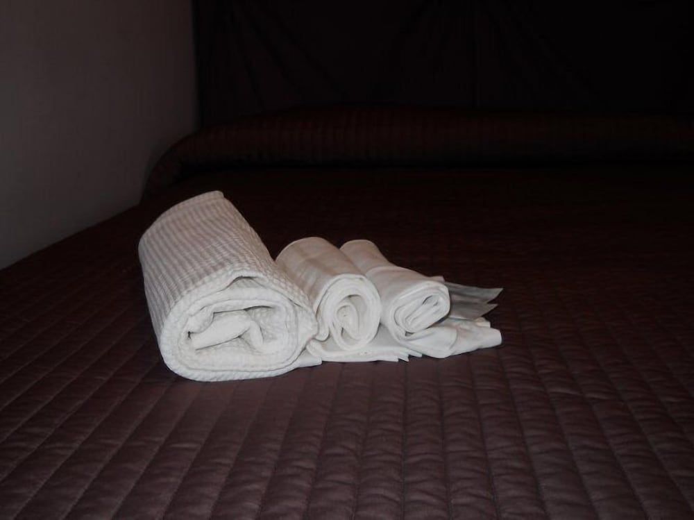 Olympus B&B Deluxe Double Room 6