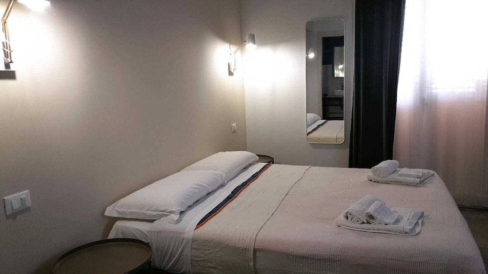 Casa Villaggio Pirandello Deluxe Quadruple Room 5