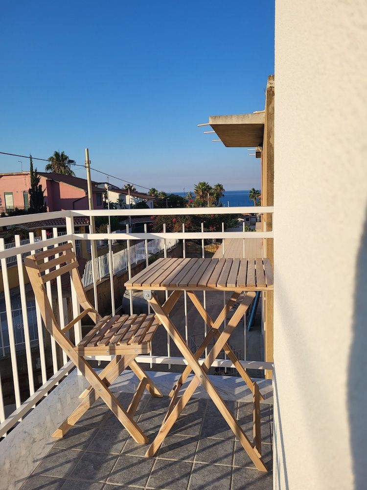 Casa Villaggio Pirandello Deluxe Quadruple Room 10