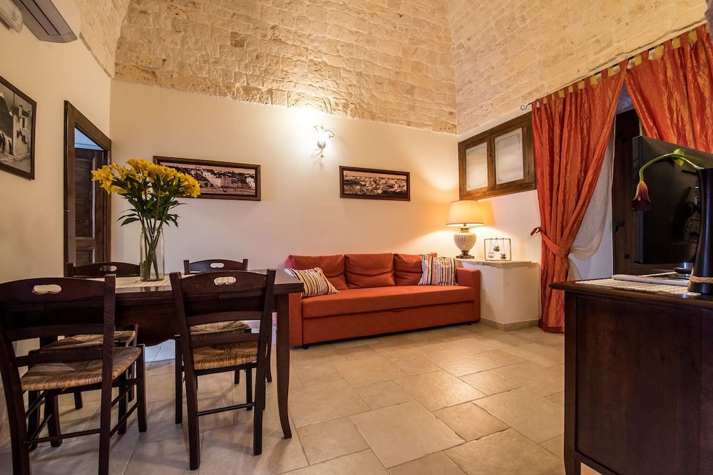 B&B Panaro Family House, 2 Bedrooms, Terrace 11