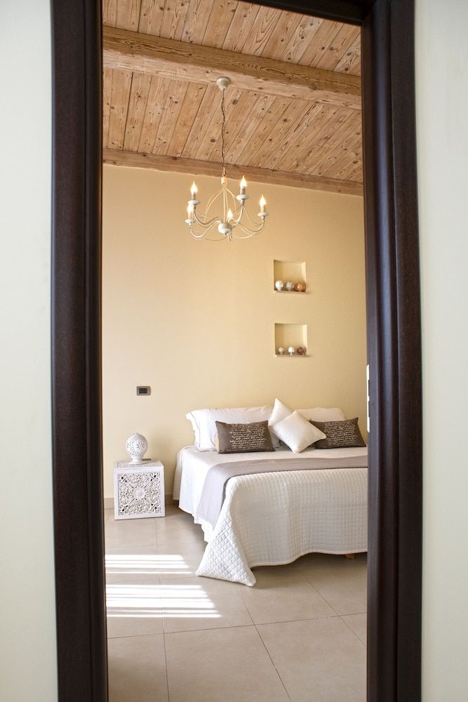 Perlage Suite Luxury B&B Deluxe Double Room 4