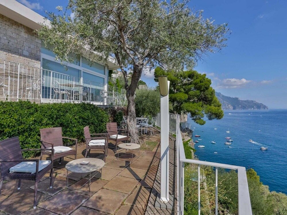 undefined Luxury Room With sea View in Amalfi ID 3938 6