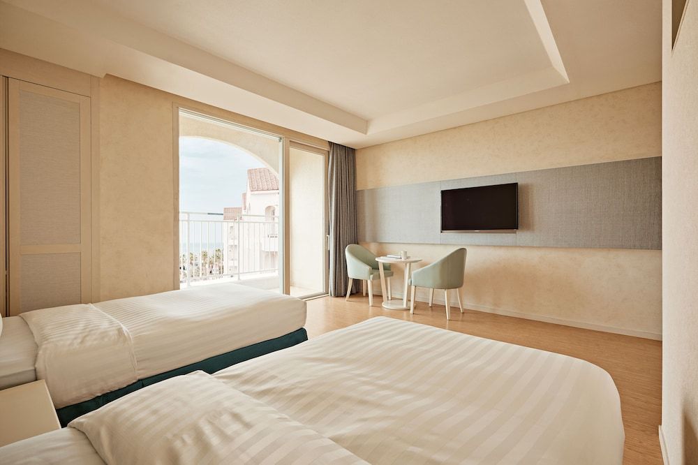 Sono Belle Jeju Family (No Kitchen/Standard/Twin)