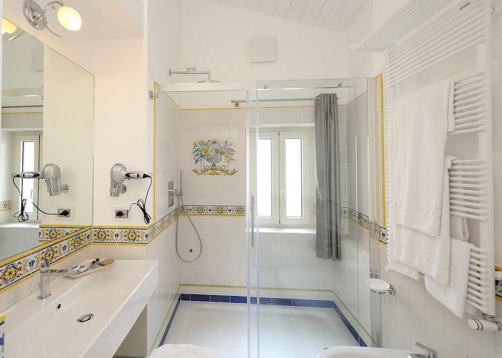 Boutique Gimagi Classic Double Room 6