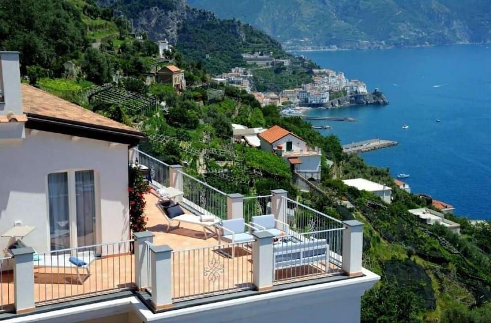undefined Amalfi Blu Retreat 4