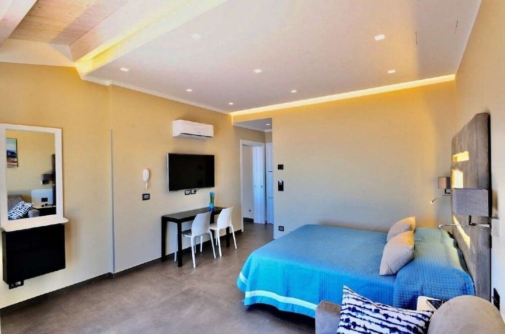 undefined Amalfi Blu Retreat 7