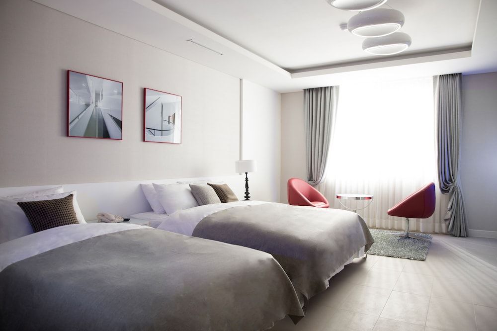 Mate Hotel Bundang Premier Suite (Free water laundry/dry service offered for 2 nights stay or more) 5
