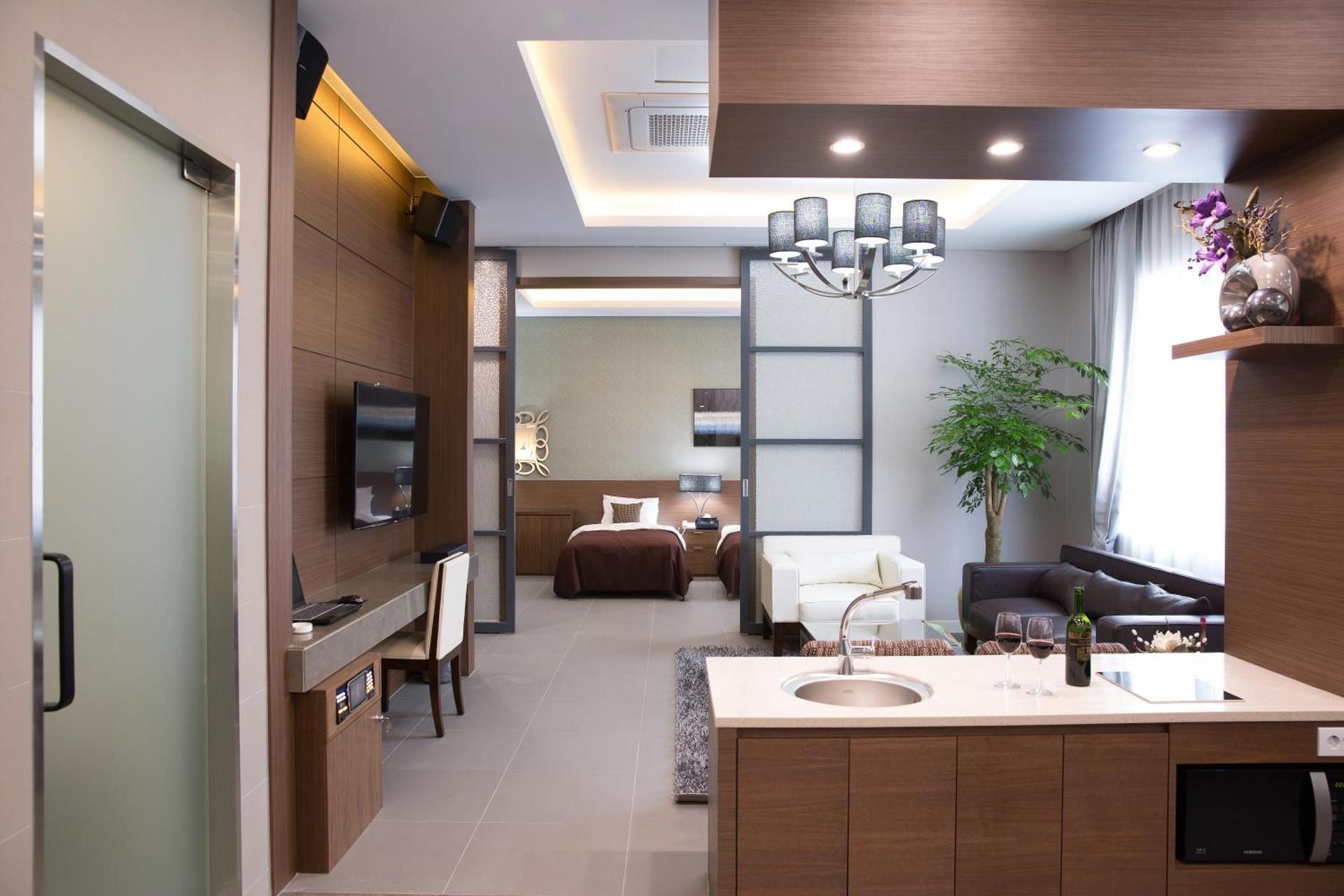 Family Suite (Free water laundry/dry service offered for 2+ nights stay)